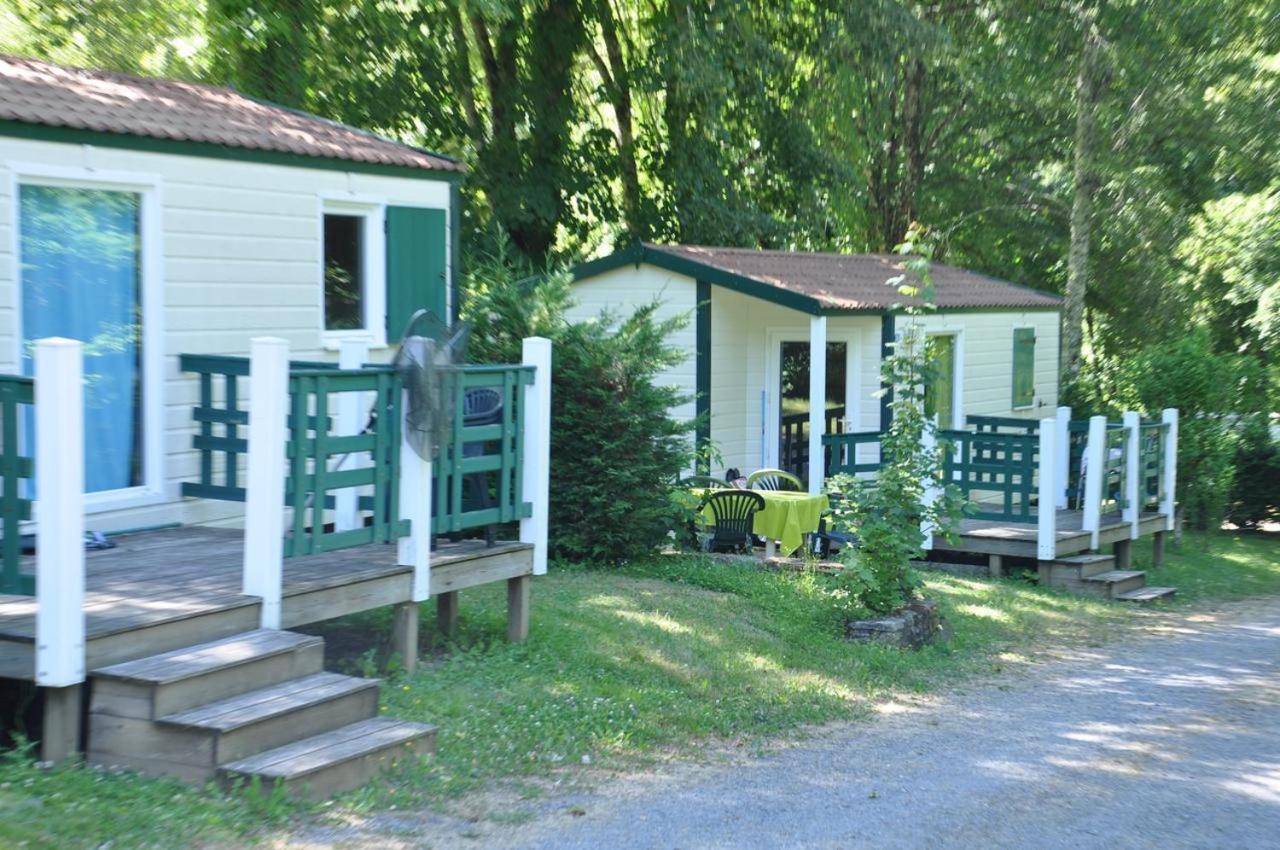 Les Chalets Du Moulin Du Chatain 4 Payzac  Buitenkant foto
